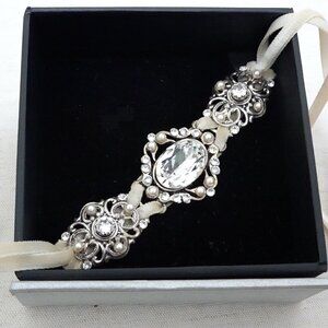 women's braclet, vintage style wedding, eveningwear jewely, crystal, pearls, NWT
